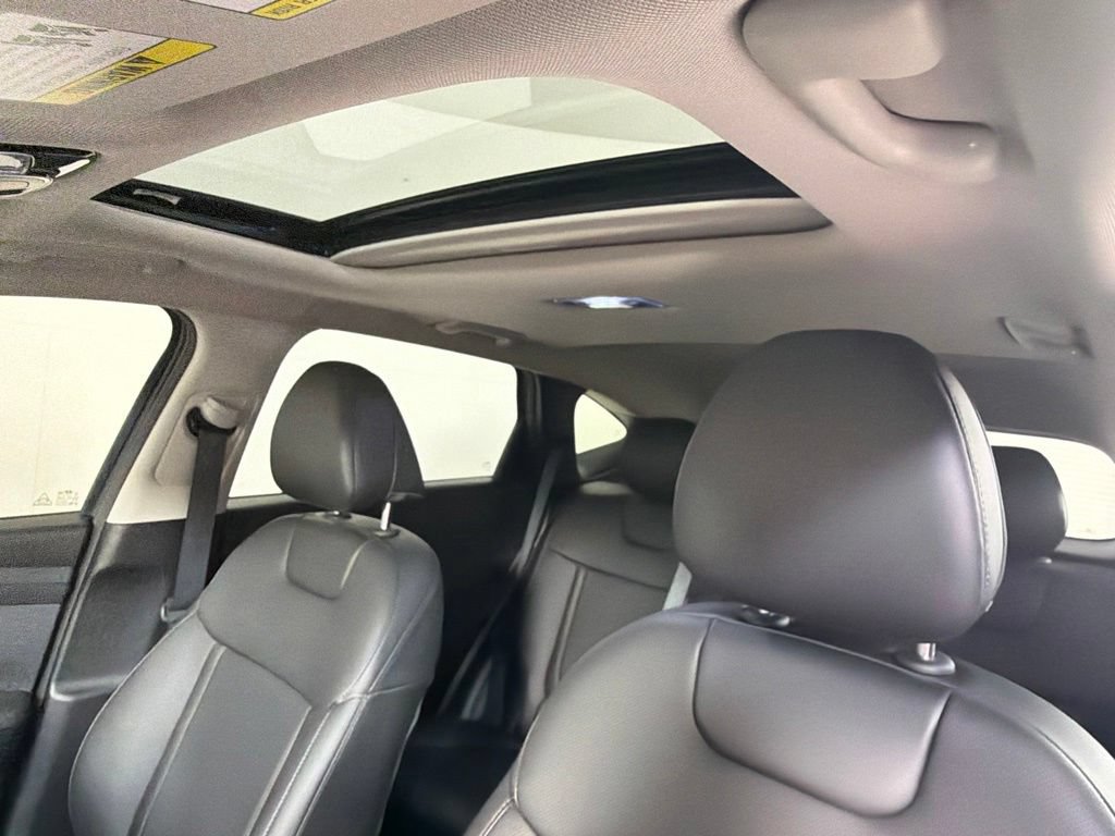 Used 2025 Hyundai Tucson SEL FWD image 25
