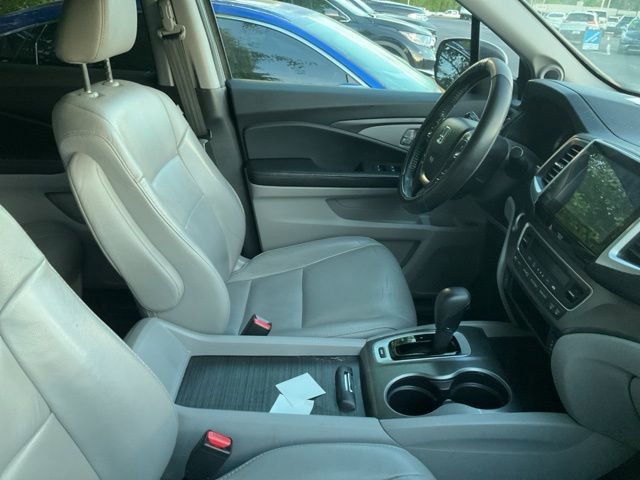 Used 2017 Honda Pilot EX-L image 4