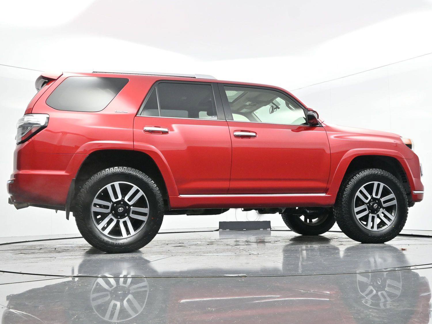 Used 2014 Toyota 4Runner Limited image 54