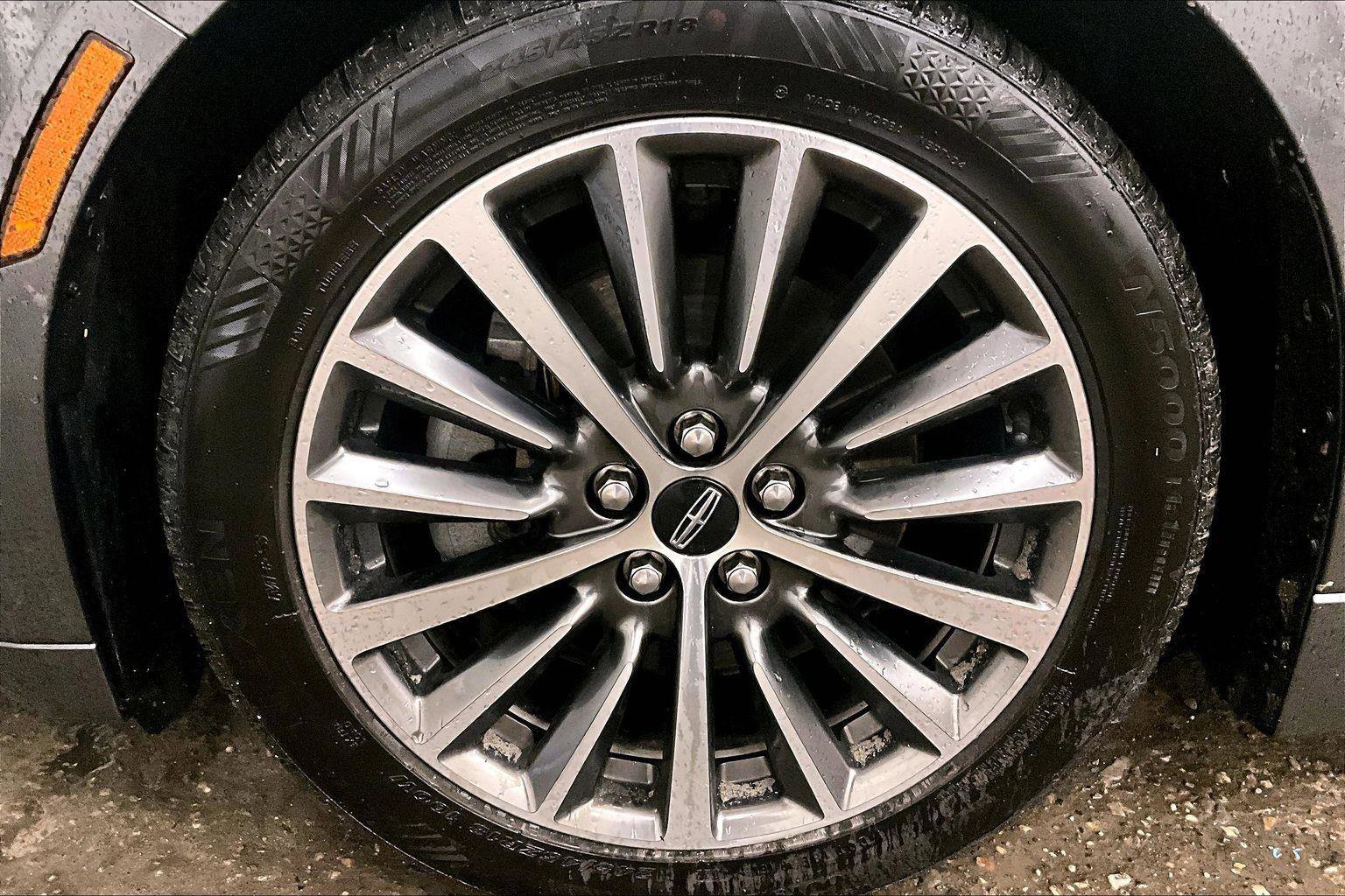 Used 2019 Lincoln MKZ Reserve image 8