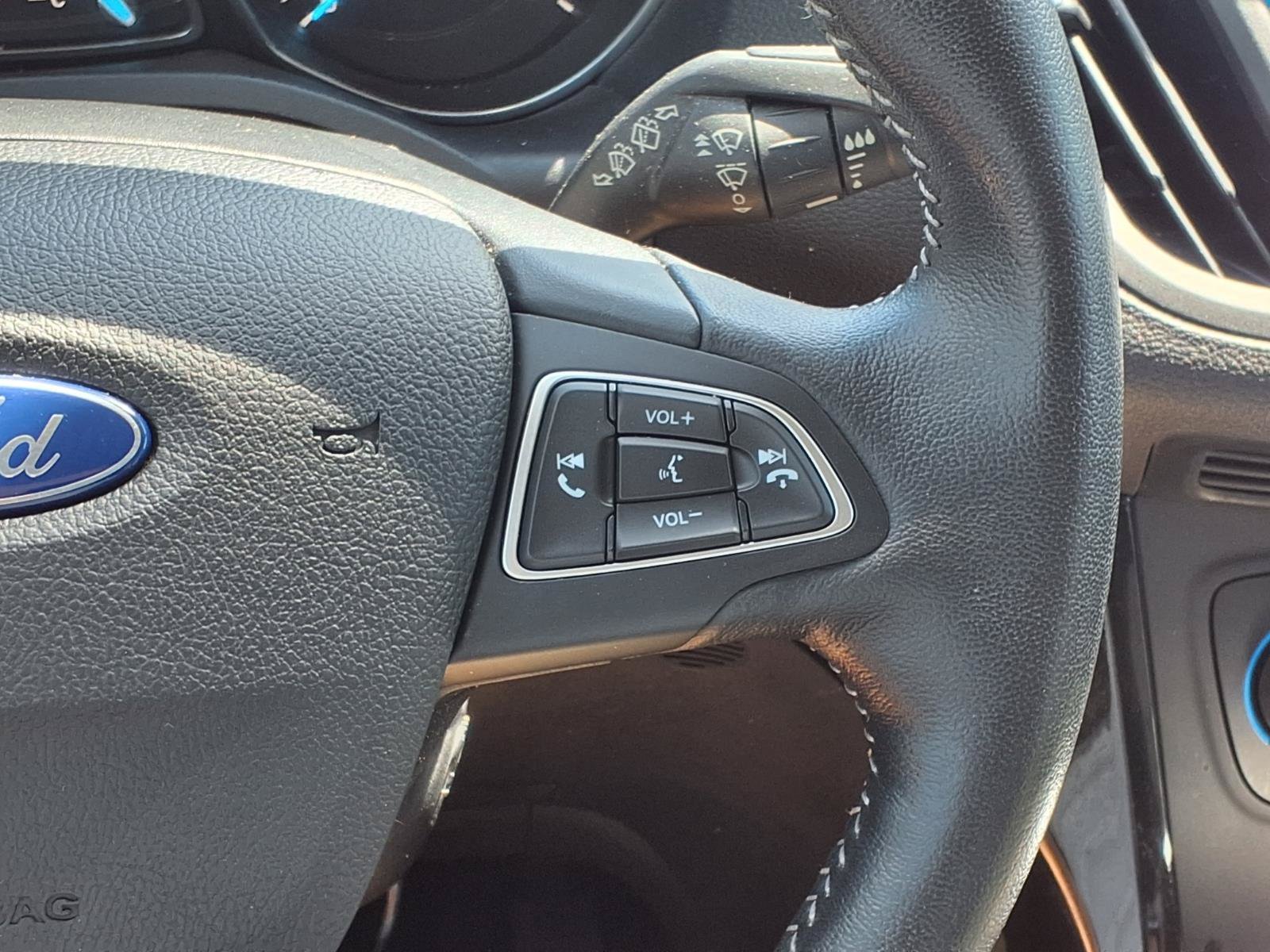 Used 2019 Ford Escape SEL FWD image 13