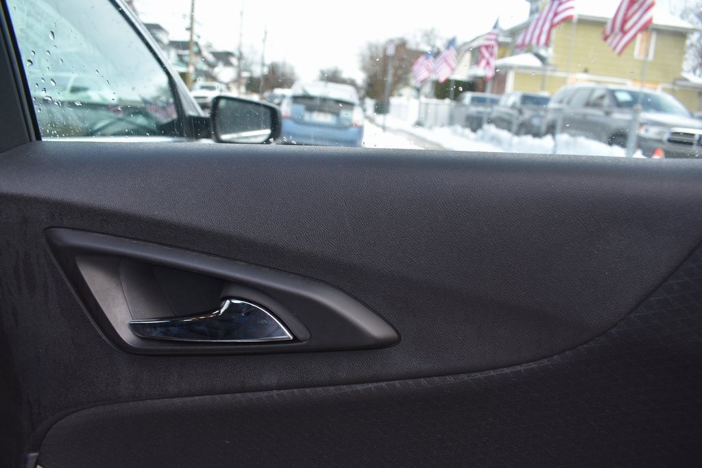 Used 2024 Chevrolet Malibu LT image 24