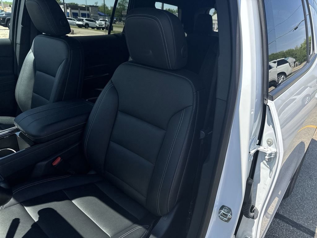 Certified 2025 Chevrolet Traverse LT AWD/4WD image 31