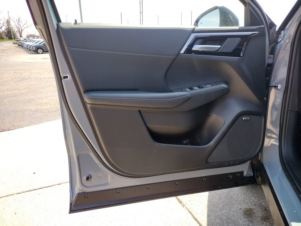 New 2026 Mitsubishi Outlander AWD image 31