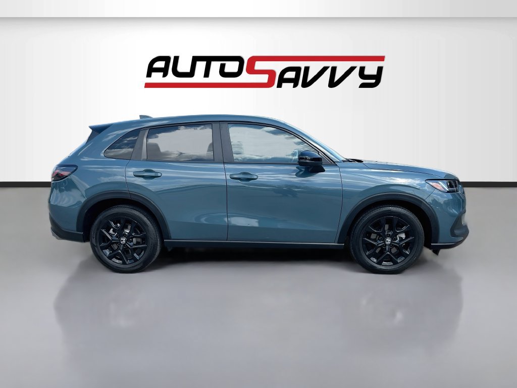 Used 2025 Honda HR-V Sport image 8