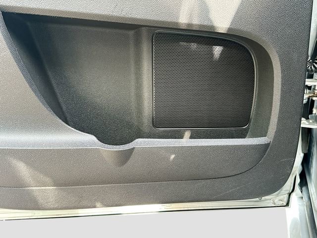 Used 2013 GMC Acadia Denali image 28