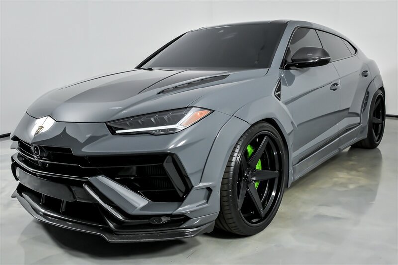 Used 2024 Lamborghini Urus Performante AWD/4WD image 6