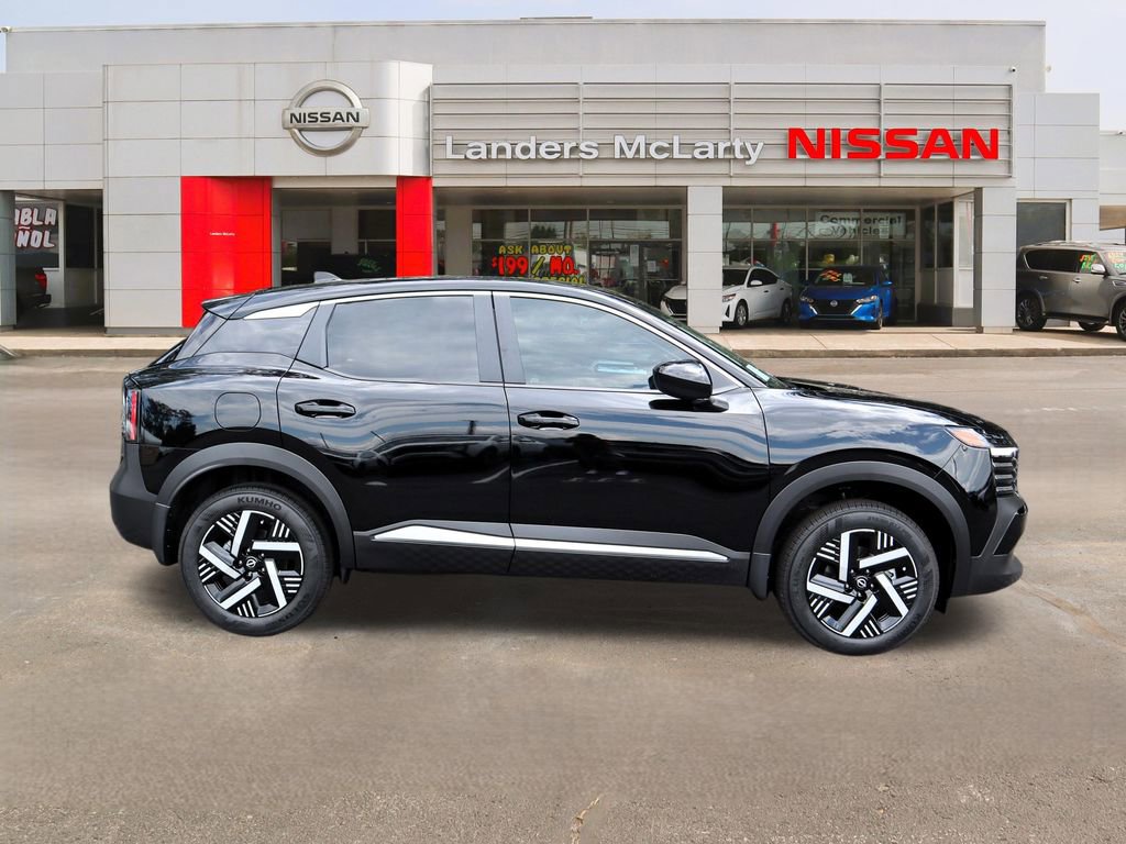 Used 2025 Nissan Kicks SV image 2