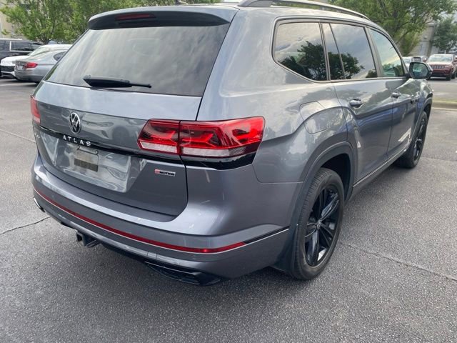 Used 2022 Volkswagen Atlas SEL R-Line AWD/4WD image 4