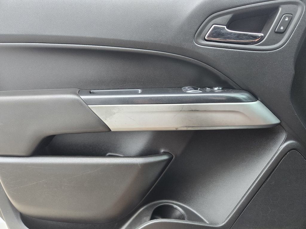 Used 2022 Chevrolet Colorado LT w/ Fleet Safety Package image 23