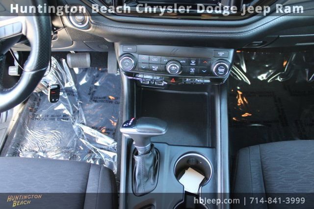 Used 2022 Dodge Durango SXT image 13