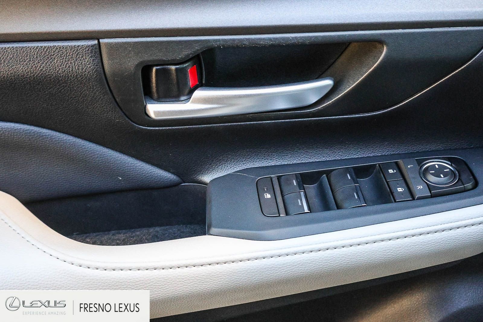 Used 2024 Toyota Grand Highlander XLE image 23