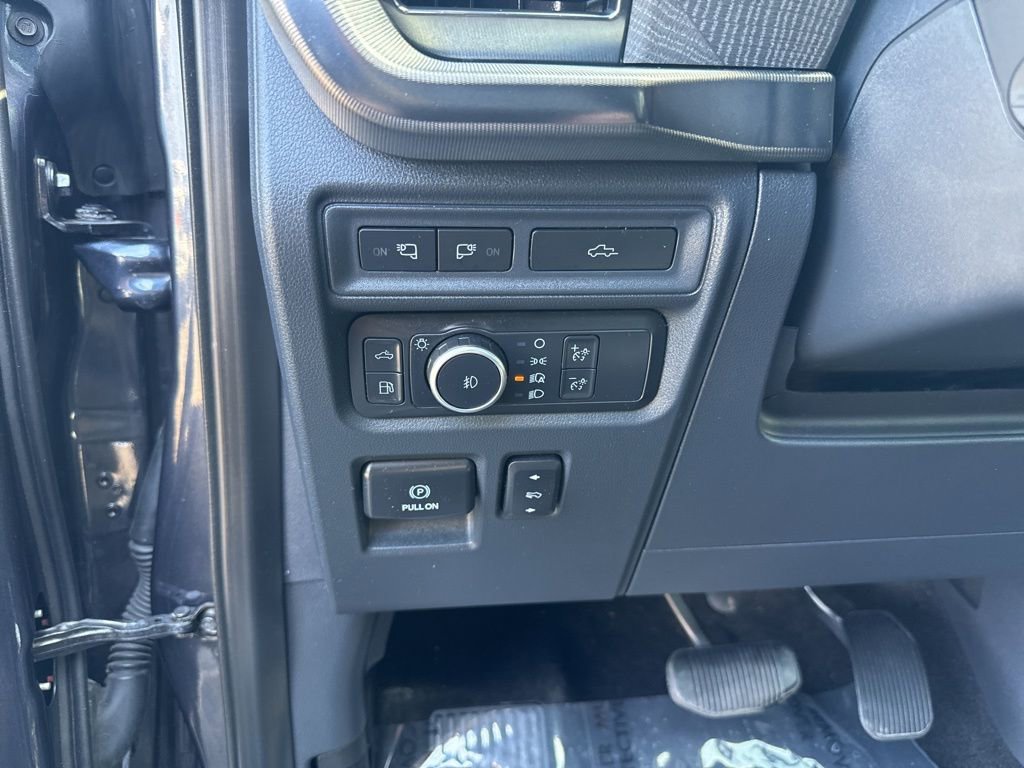 Certified 2022 Ford F150 Platinum w/ Equipment Group 701A High image 21