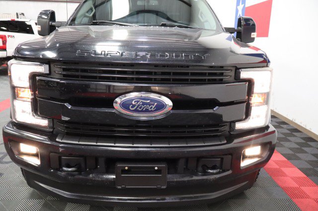 Used 2019 Ford F250 Lariat AWD/4WD image 22