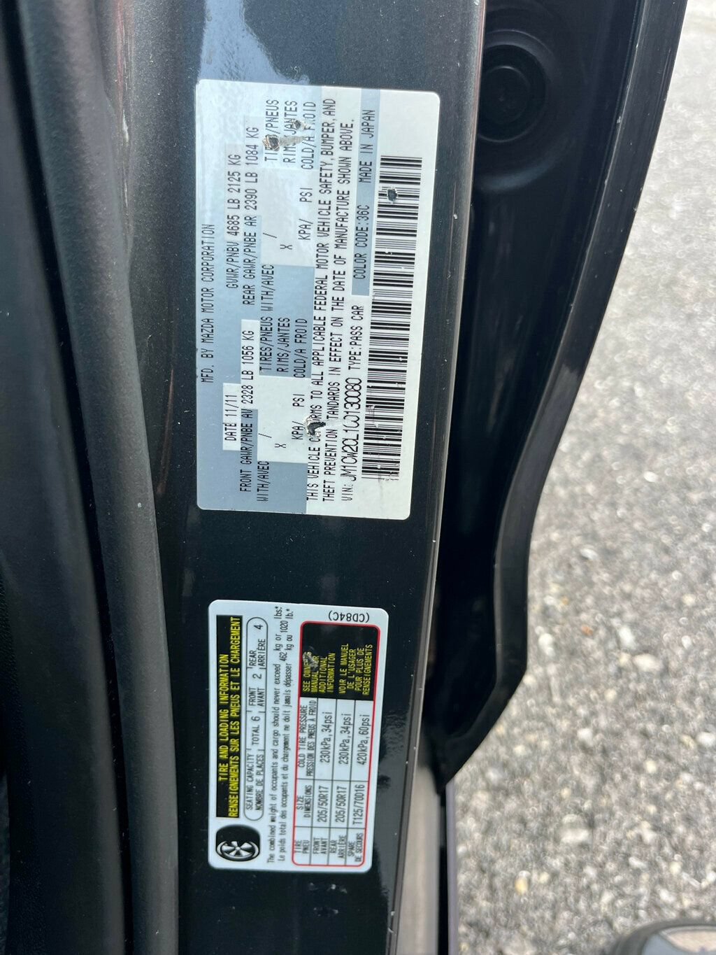 Used 2012 MAZDA MAZDA5 Touring w/ Moonroof & Audio Pkg FWD image 27
