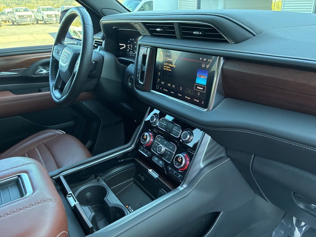 Used 2024 GMC Yukon XL Denali Ultimate image 25