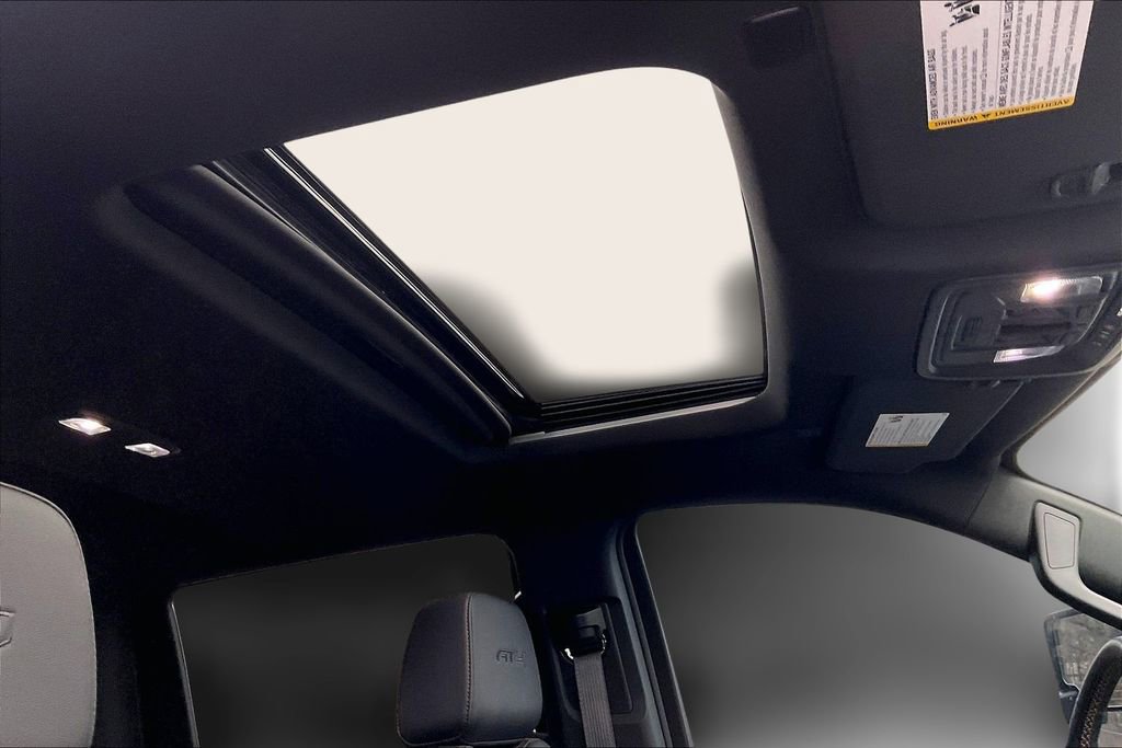 Used 2025 GMC Sierra 3500 AT4 w/ AT4 Premium Plus Package image 30