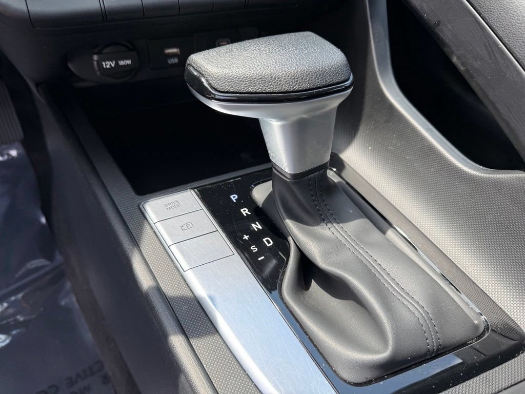 Certified 2024 Hyundai Elantra SEL FWD image 31