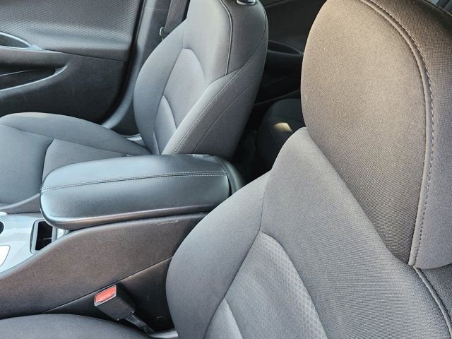 Used 2020 Chevrolet Malibu LT image 21