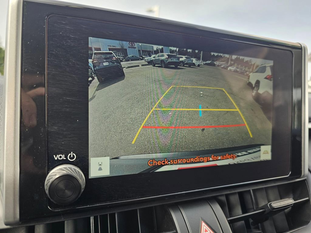 Certified 2025 Toyota RAV4 LE AWD/4WD image 30