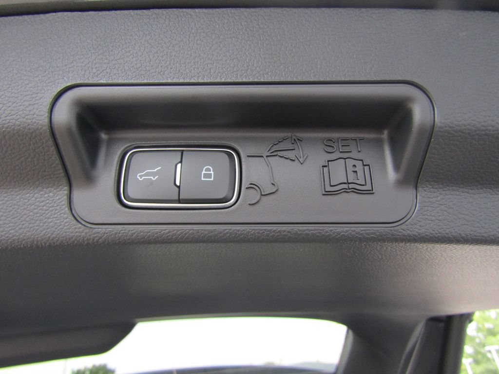 New 2027 Ford Explorer Active w/ Active Comfort Package AWD/4WD image 35