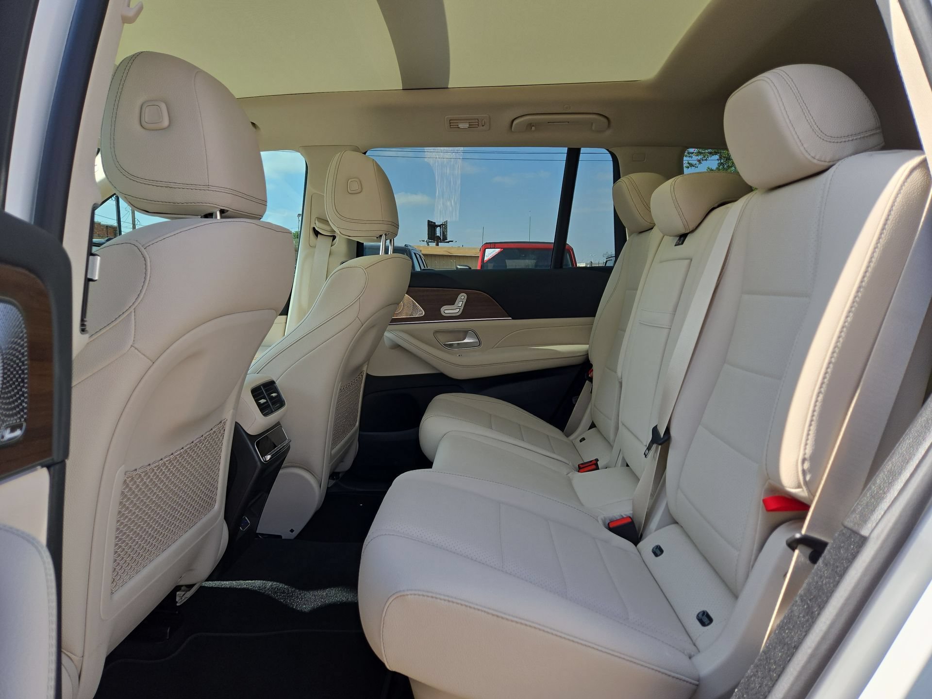 New 2026 Mercedes-Benz GLS 450 4MATIC image 13