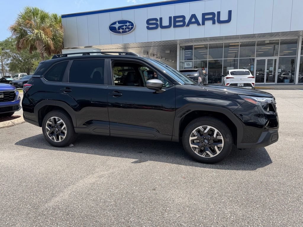 Used 2026 Subaru Forester Premium AWD/4WD image 1