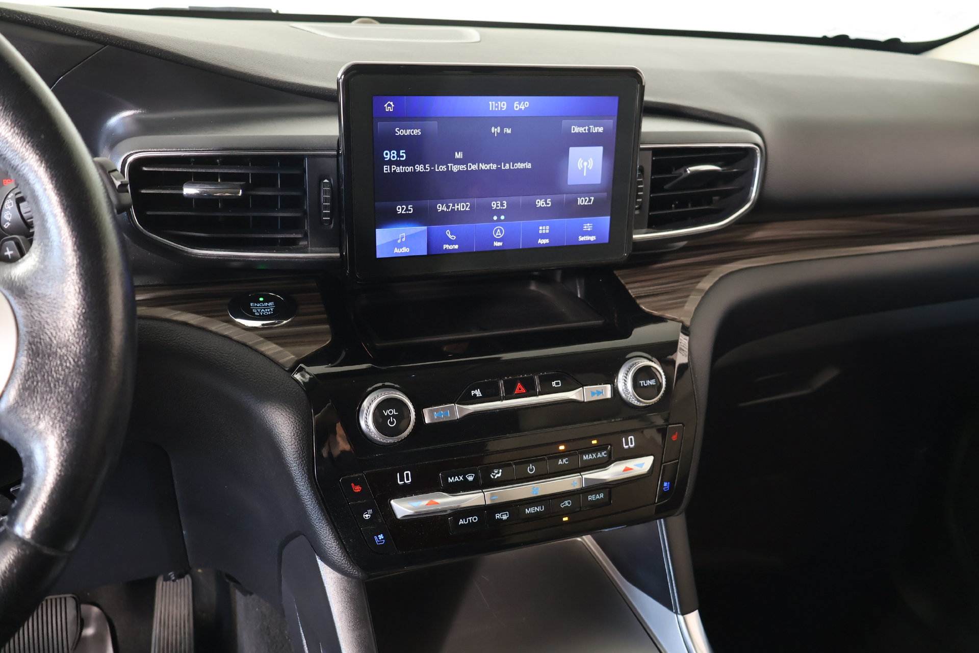 Used 2021 Ford Explorer Limited w/ Hybrid Equipment Group 310A RWD image 5