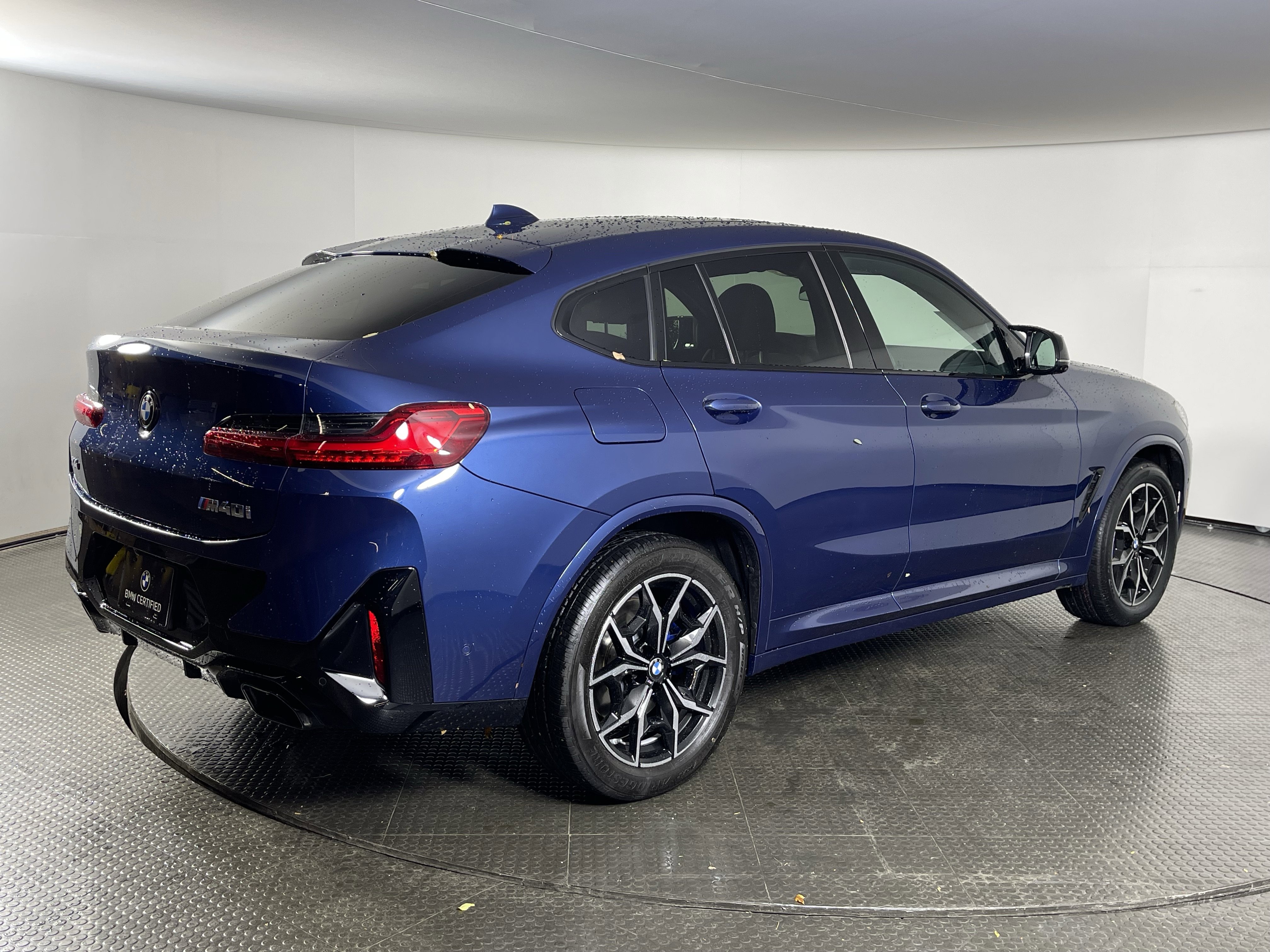Certified 2024 BMW X4 M40i w/ Premium Package image 5