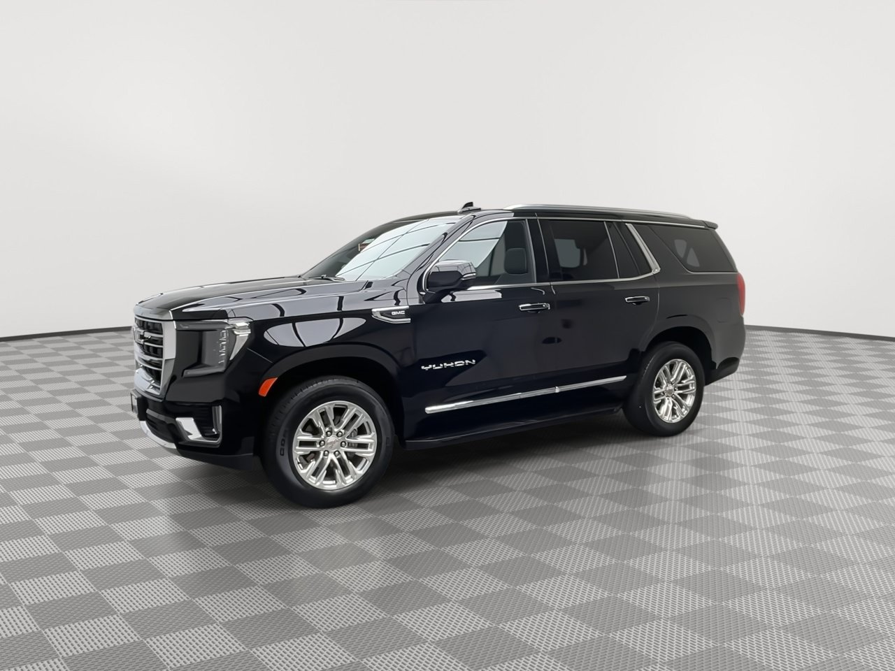 Certified 2022 GMC Yukon SLT w/ SLT Premium Package AWD/4WD image 41