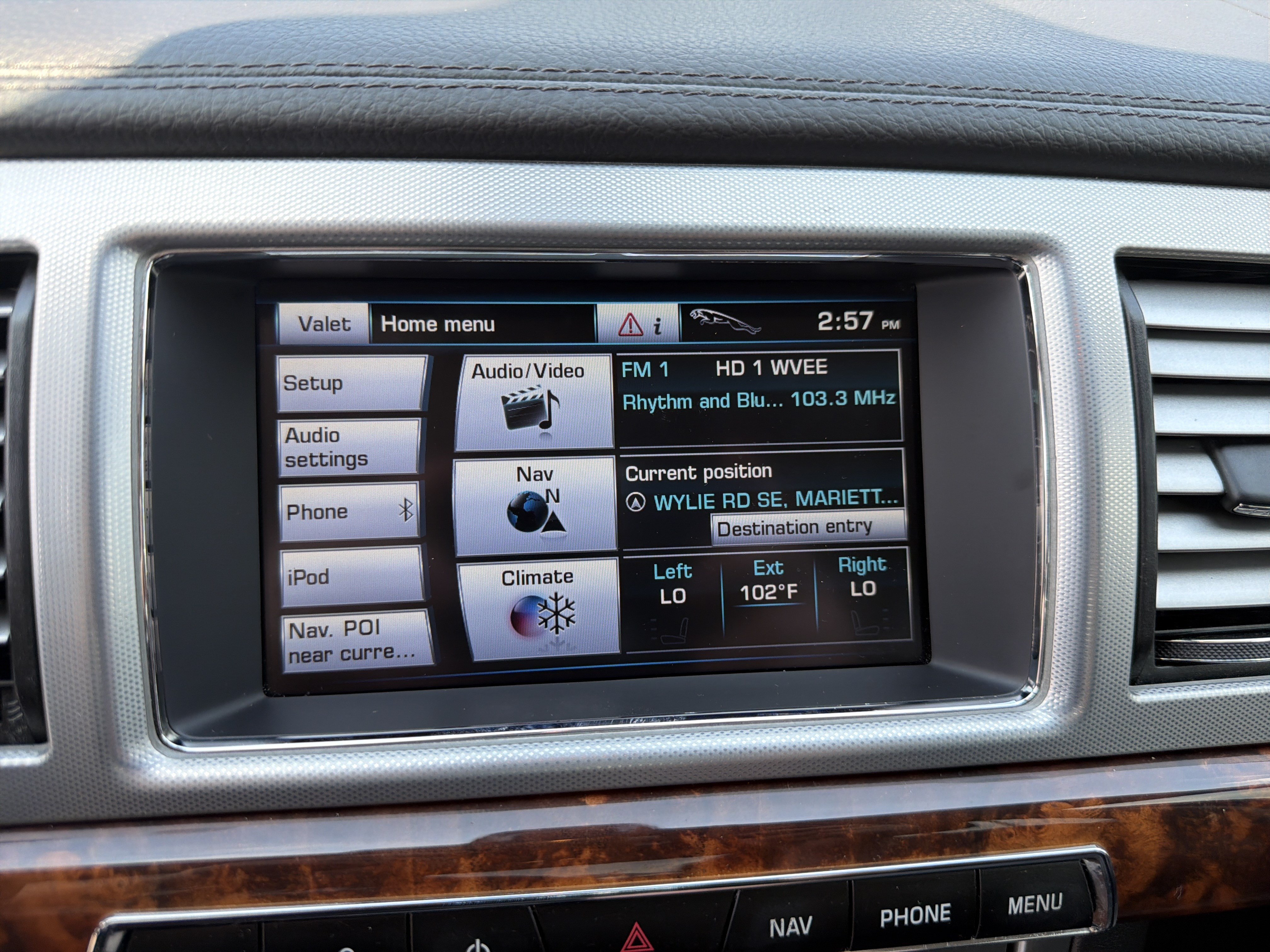 Used 2012 Jaguar XF RWD image 31