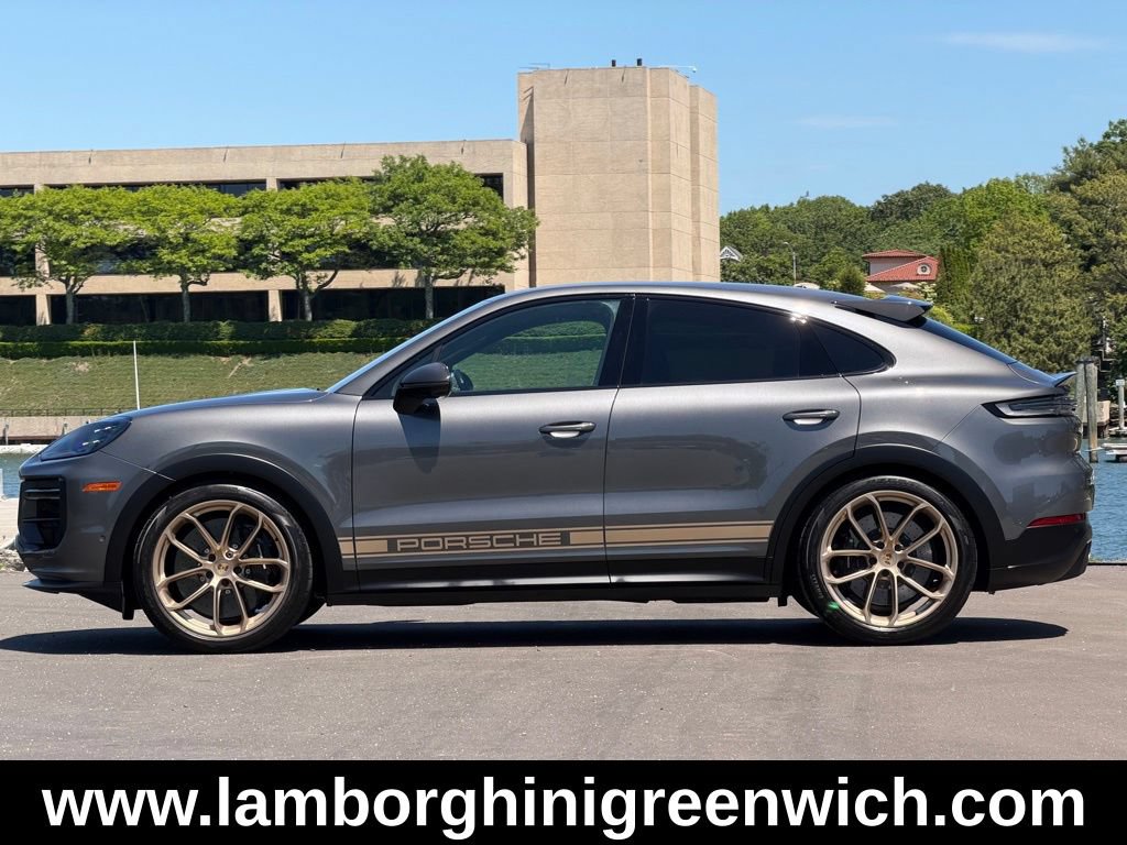 Used 2024 Porsche Cayenne Turbo GT AWD/4WD image 2