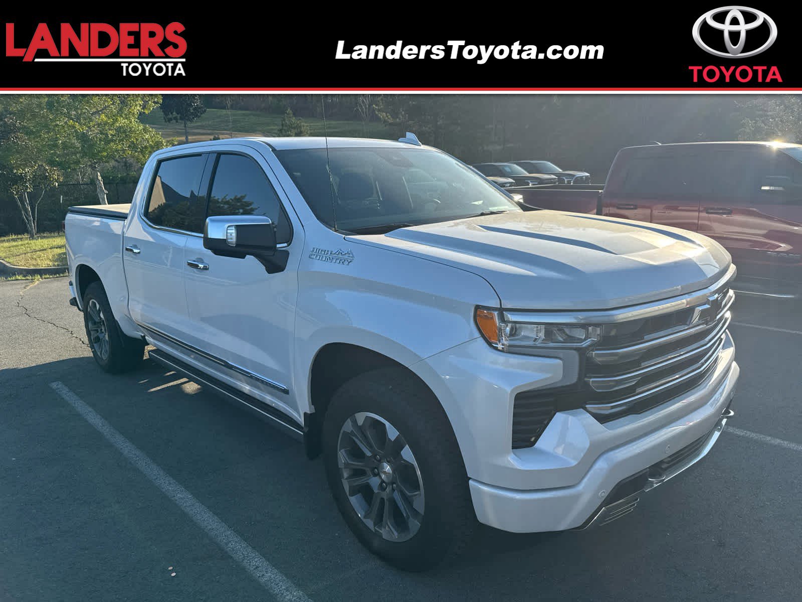 Used 2025 Chevrolet Silverado 1500 High Country w/ Technology Package image 1