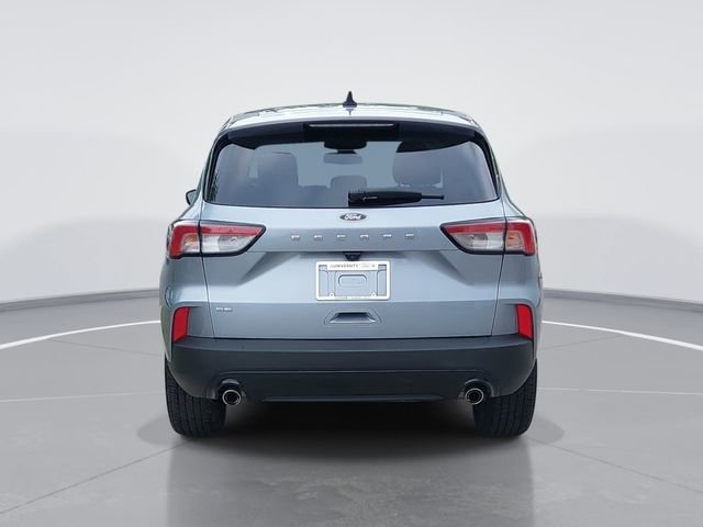 Certified 2022 Ford Escape SE w/ SE Sport Appearance Package FWD image 4