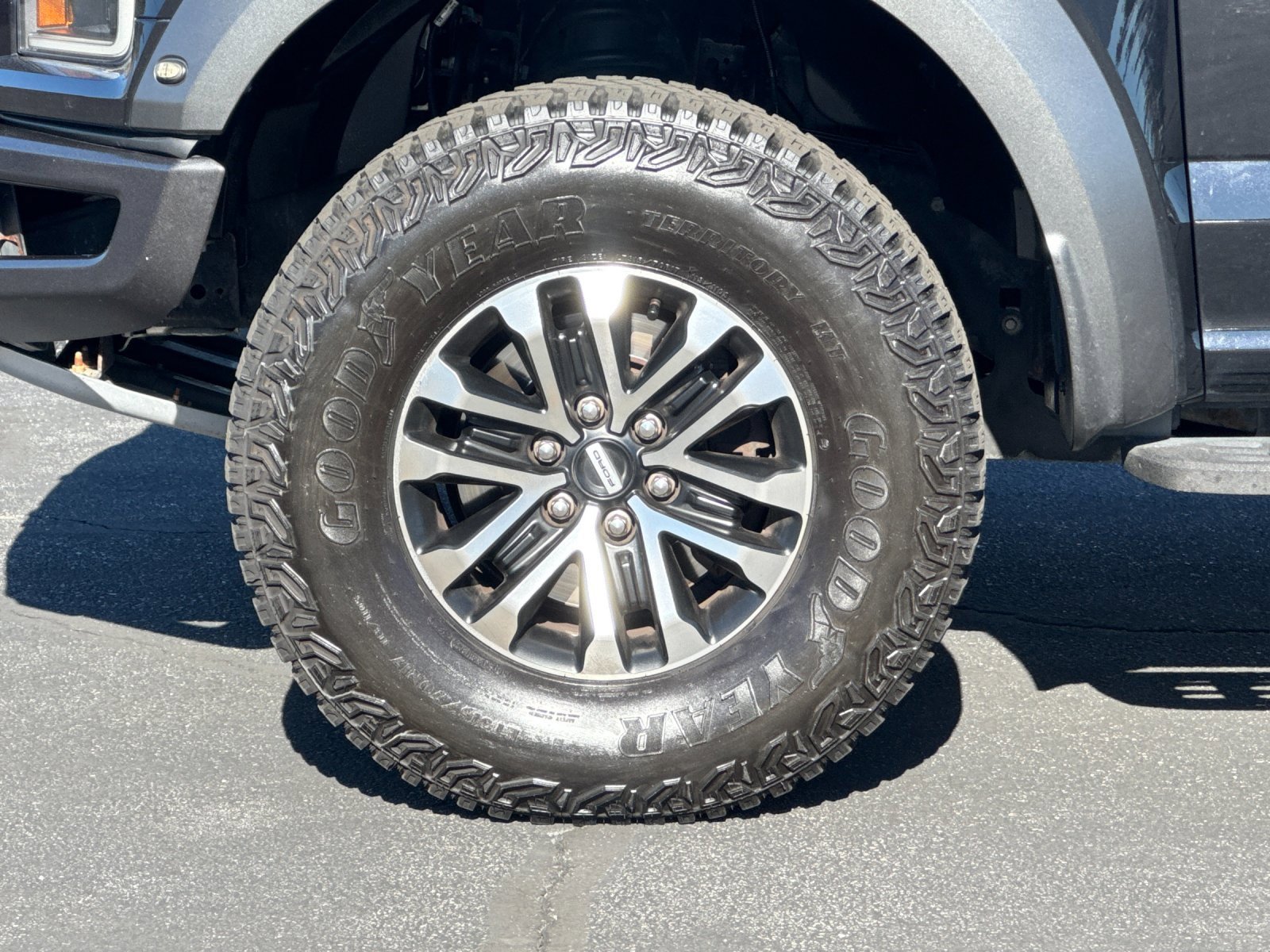 Used 2020 Ford F150 Raptor w/ Equipment Group 802A Luxury image 24