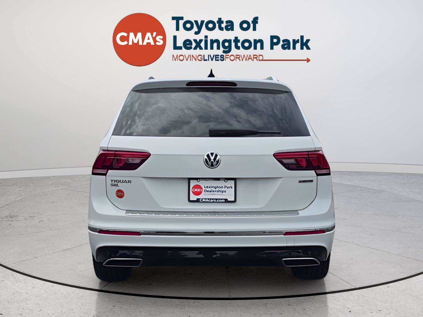 Used 2020 Volkswagen Tiguan SEL Premium R-Line w/ 3rd Row Seat Package AWD/4WD image 4