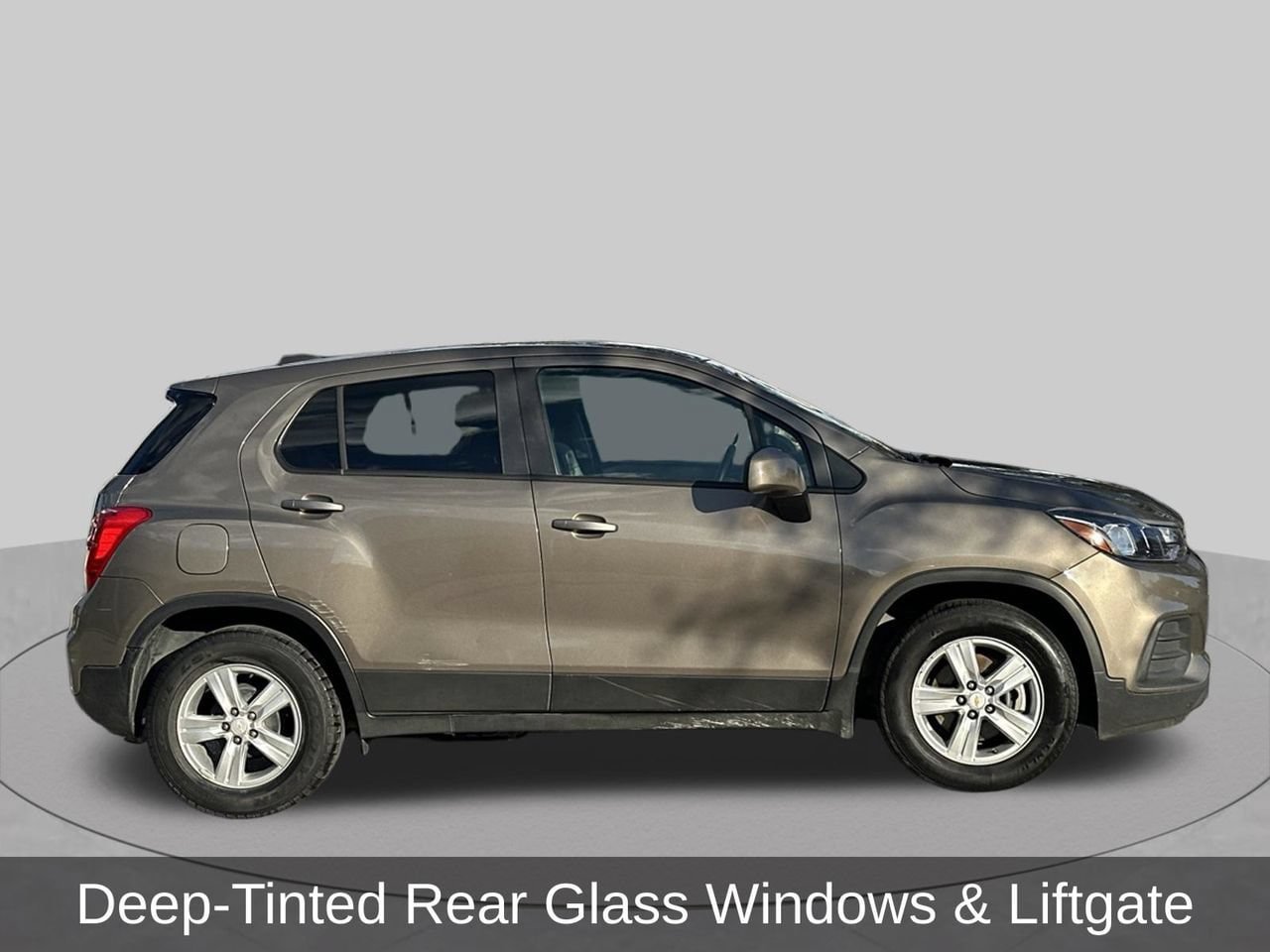 Used 2020 Chevrolet Trax LS w/ Tint and Cruise Package FWD image 6