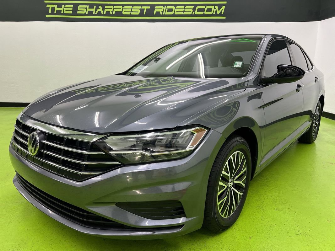 Used 2019 Volkswagen Jetta SE w/ Cold Weather Package FWD image 5