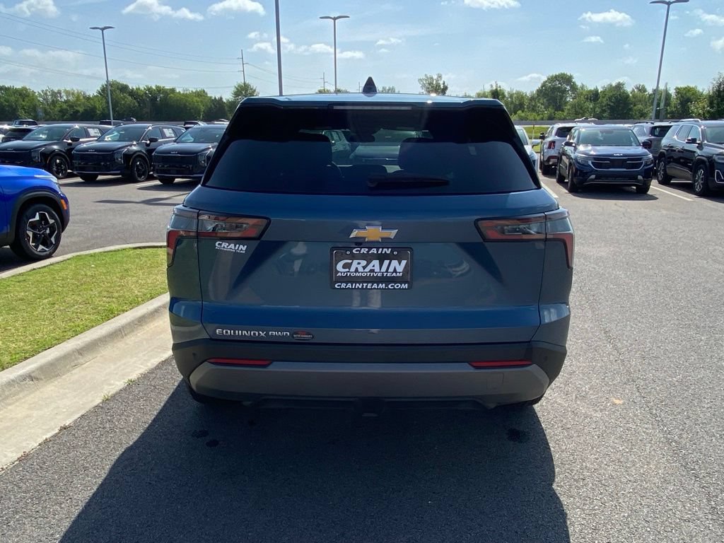 Used 2026 Chevrolet Equinox LT AWD/4WD image 6