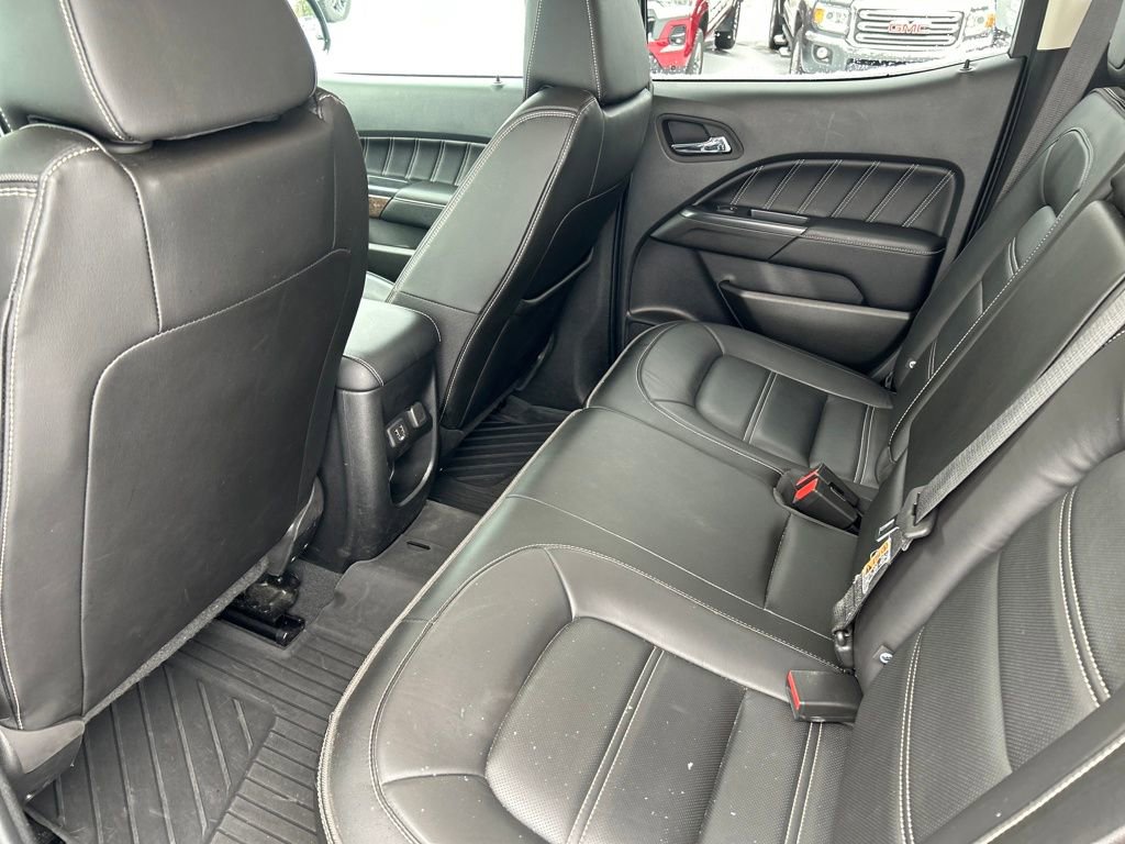 Used 2022 GMC Canyon Denali image 25