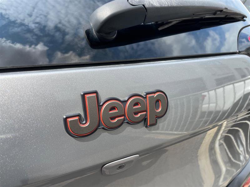Used 2016 Jeep Cherokee 75th Anniversary image 42
