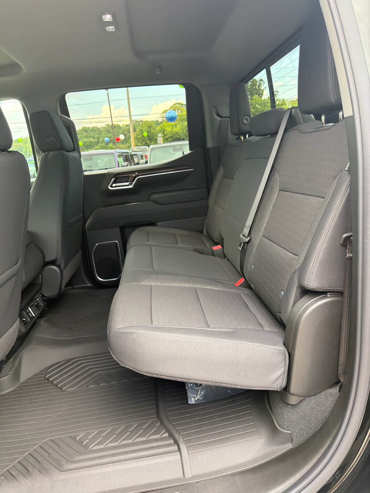 New 2026 Chevrolet Silverado 1500 LT AWD/4WD image 12