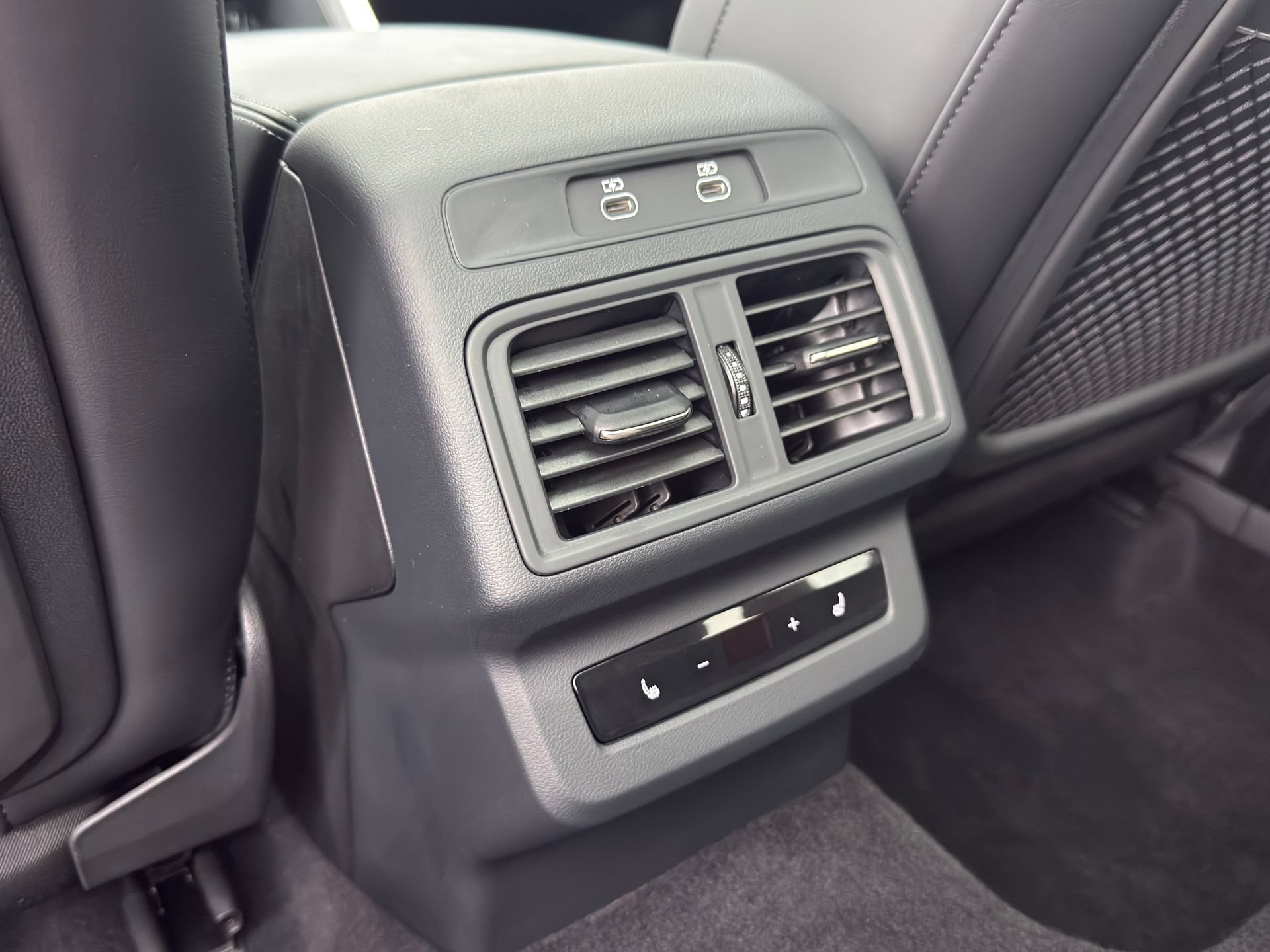 New 2026 Audi SQ5 Prestige AWD/4WD image 28