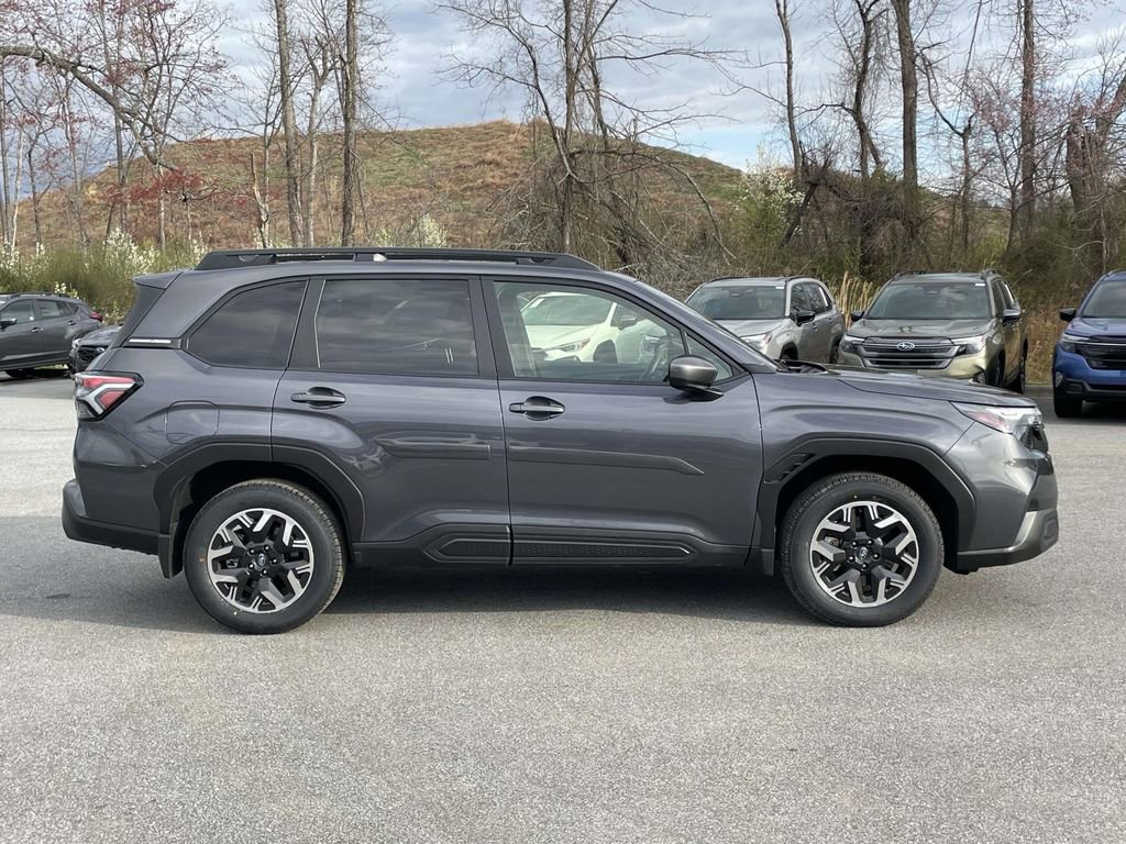 Used 2025 Subaru Forester Premium image 29