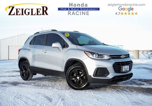 Used 2020 Chevrolet Trax LT w/ LT Convenience Package image 1