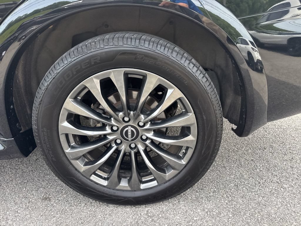 Used 2023 Nissan Armada Platinum w/ Captain's Chairs Package AWD/4WD image 10