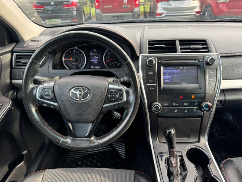 Used 2017 Toyota Camry SE FWD image 18