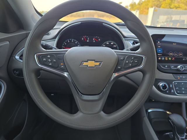 Used 2025 Chevrolet Malibu LT image 14