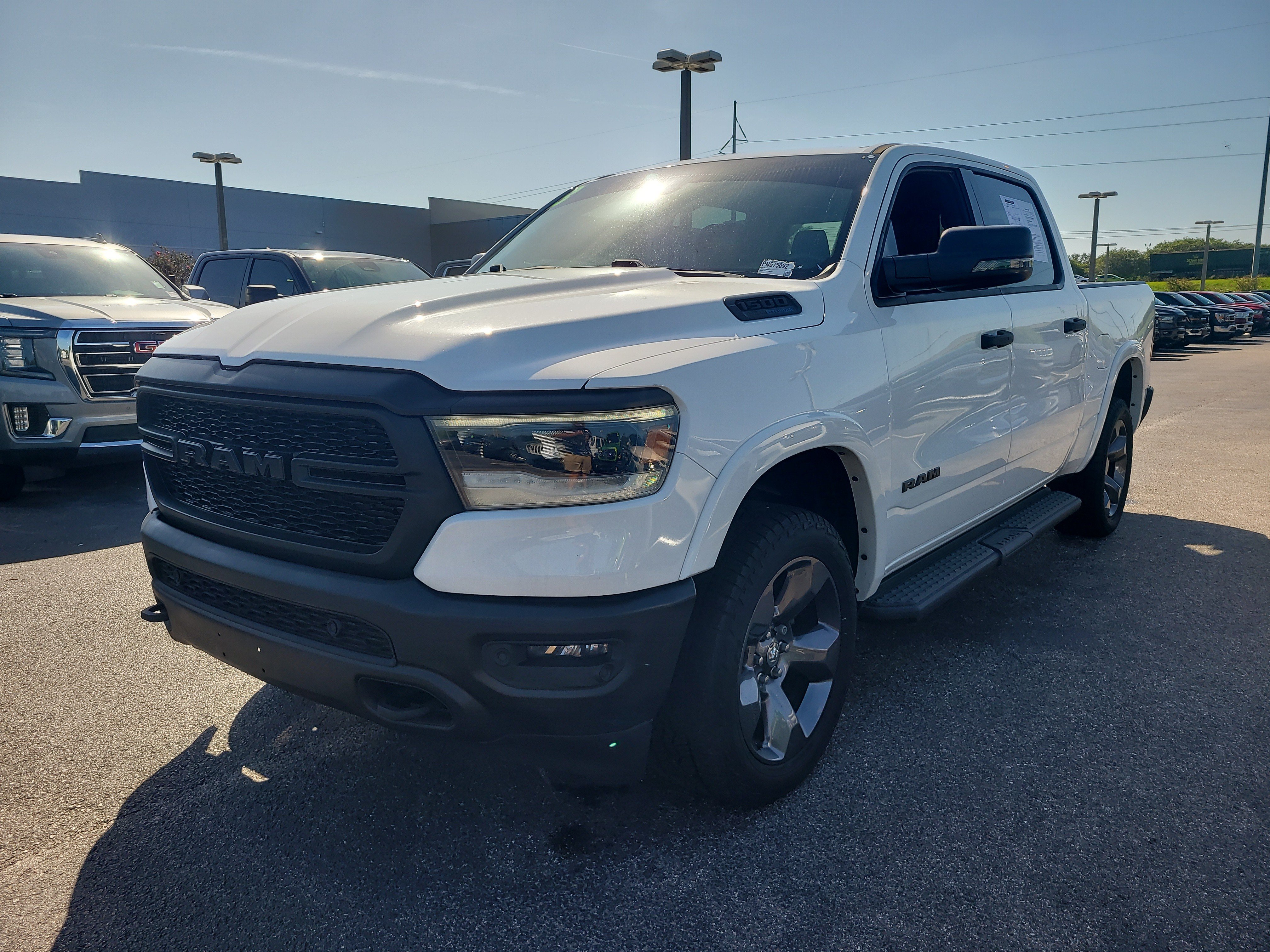 Used 2023 RAM 1500 Big Horn AWD/4WD image 3