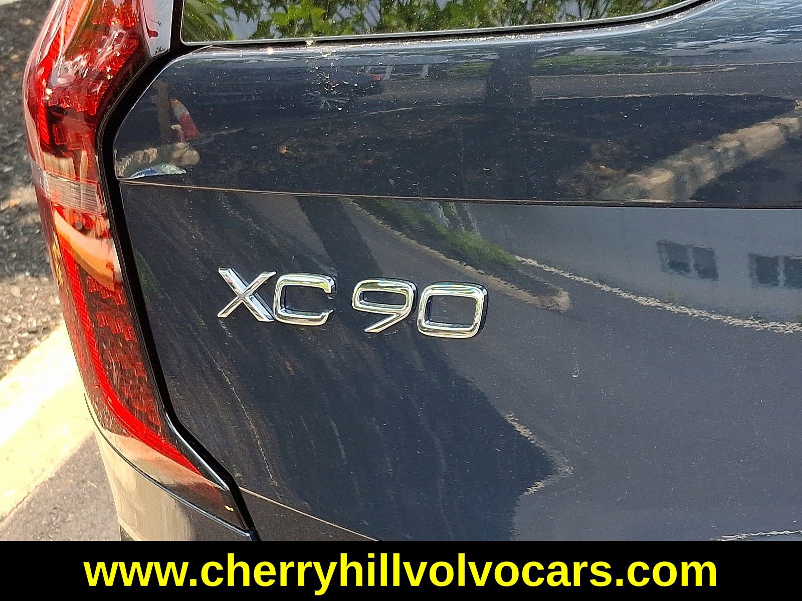 New 2025 Volvo XC90 B6 Plus w/ Protection Package Premier image 28